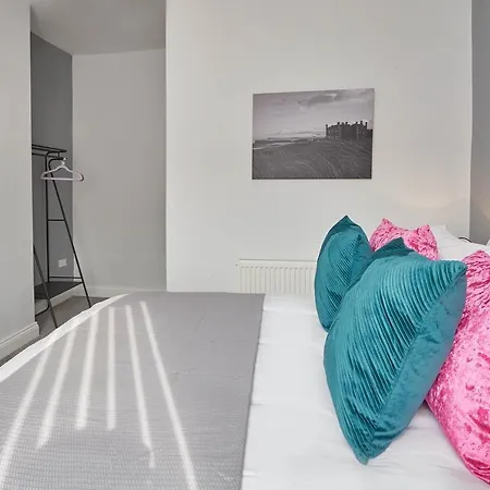 Host & - Riftswood At Ruby Saltburn-by-the-Sea